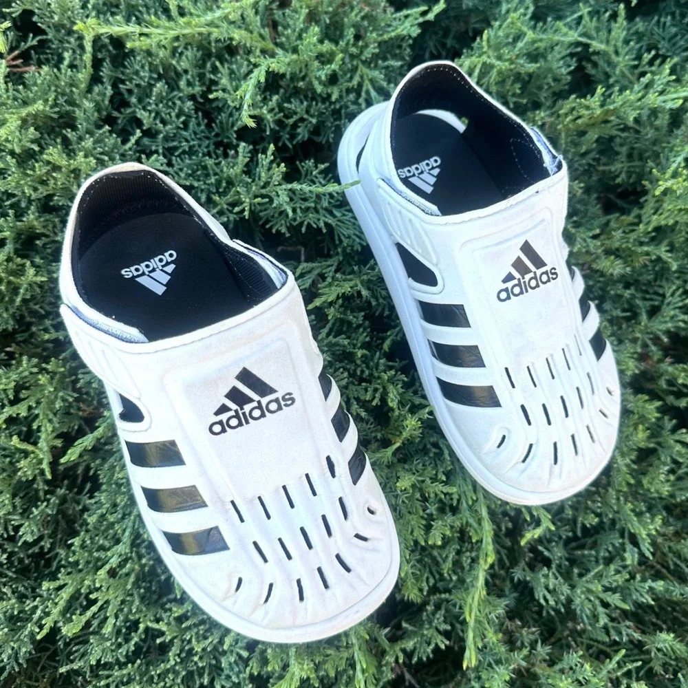 Adidas Closed Toe Kids Toddler Boy Water Sandals Size 11 Cloud White And Black
